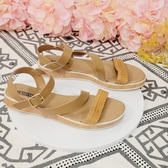 SEYCHELLES Sportie Tan Ankle Strap Sandal Size: 7.5M - Picture 6 of 10
